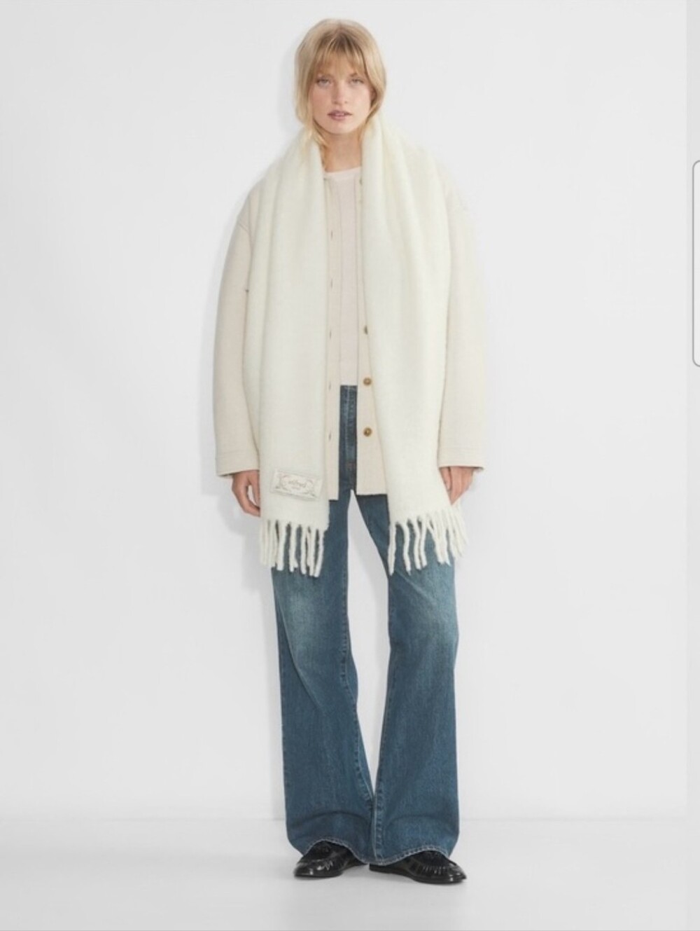 aritzia wool twist fringe scarf Wilfred